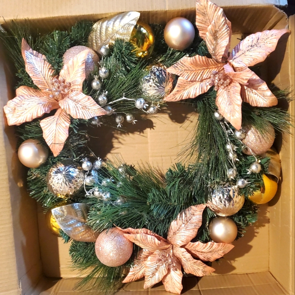 *SOLD* Pier 1 Elegant Glam Blush Pink Rose Gold Decorative Wreath NIB